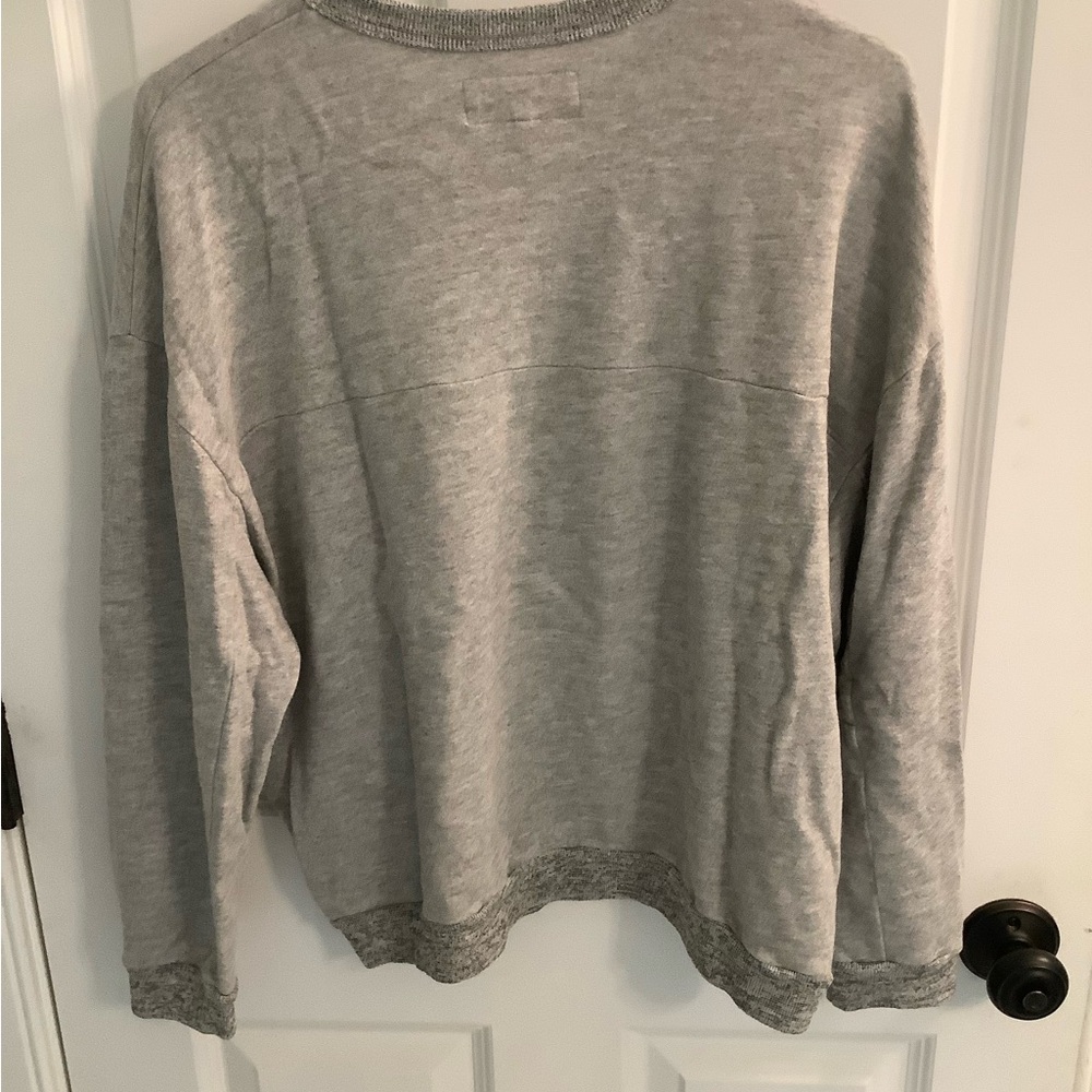 The Great. Gray Ruffle Sweatshirt Sz 3 L - Picture 8 of 11